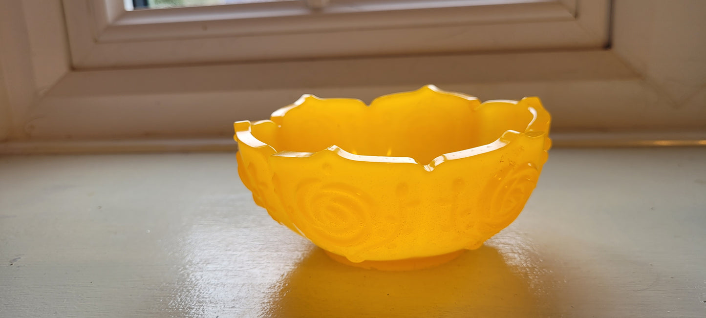 Handmade Tangerine/Orange Resin Bowl Trinket Dish, Sparkle Ring Holder, Jewellery Dish, Unique Gift for Her, Small Decorative Bowl